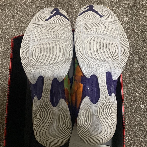 Jordan 29 Bugs Bunny - Picture 3 of 3